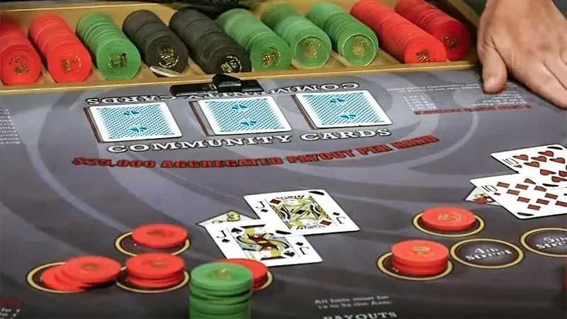 Stud Poker tại Rikvip có luật chơi khá đơn giản và dễ hiểu
